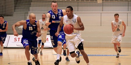 Aalborg Vikings - Joey Haywood - Johnell Smith - Mikkel Thomasen)