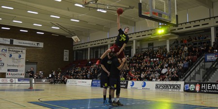 Mikel Esnaola - SISU - All Star