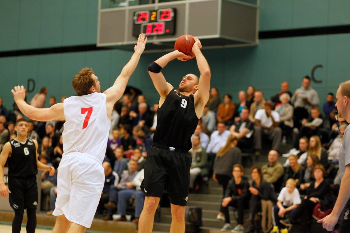 Casper Hesseldal -  Copenhagen Wolfpack - Robert Dines Rasch