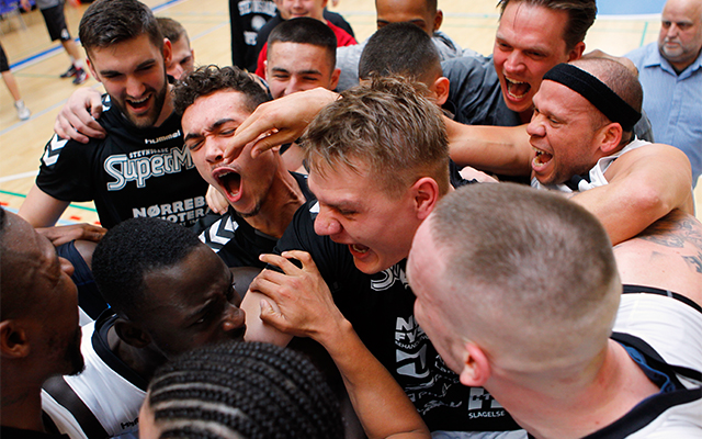 Stevnsgade vandt 1. division og en plads i Basketligaen sidste sæson - Foto: Robert Dines Rasch Stevnsgade vandt 1. division og en plads i Basketligaen sidste sæson - Foto: Robert Dines Rasch