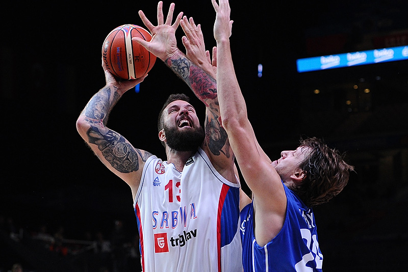 Miroslav Raduljica fortsætter stimen af gode præstationer - Foto: FIBA - Ciamillo Castoria - Marchi