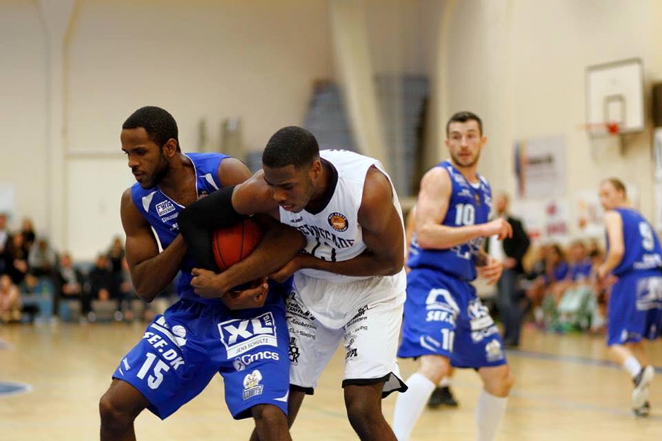 Darious Moten, Svendborg Rabbits Bruno Cingala-Mata - Robert Dines Rasch