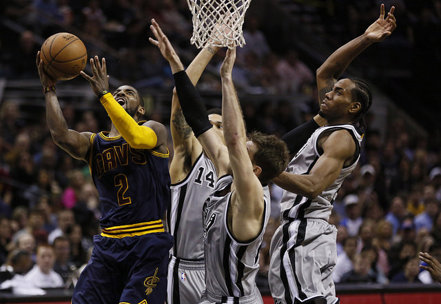 San Antonio Spurs - Kawhi Leonard - Flickr - Erik Drost