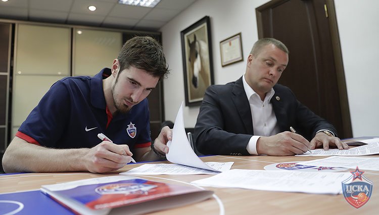 Nando De Colo - CSKA Moscow - M. Serbin - cskabasket.com