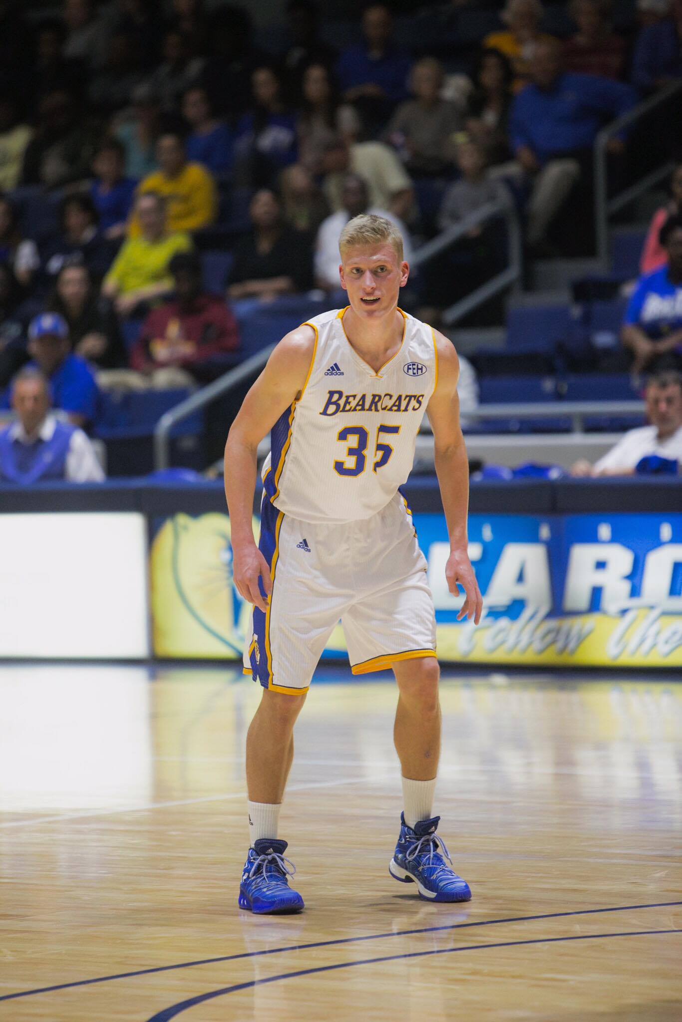 Nicklas Jønsson, Lander